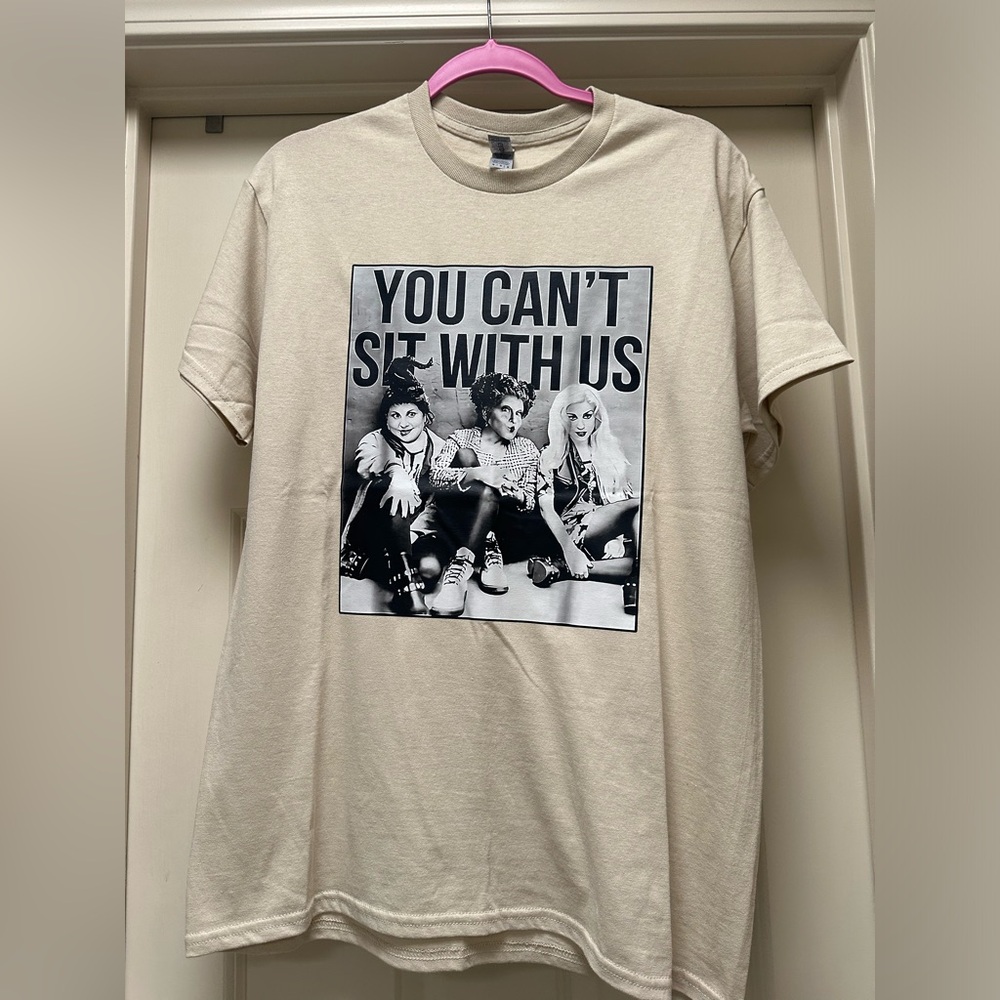 Hocus Pocus T Shirt Size Medium
